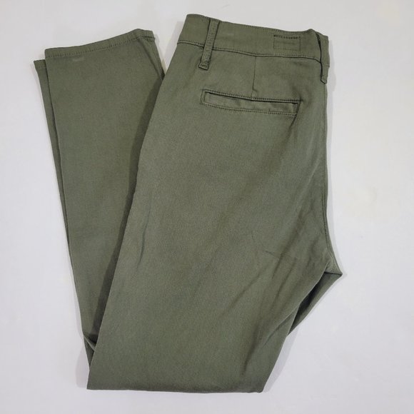 AG Wyatt Utilitarian Slouchy Skinny Cargo Pant in Army Olive Green - Picture 1 of 9